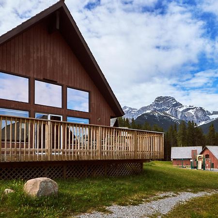 Banff Gate Mountain Resort Канмор Экстерьер фото