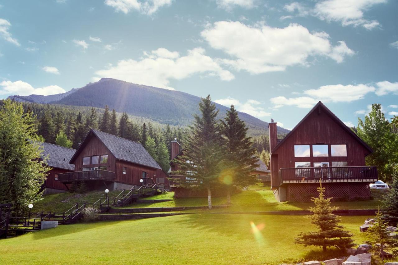 Banff Gate Mountain Resort Канмор Экстерьер фото