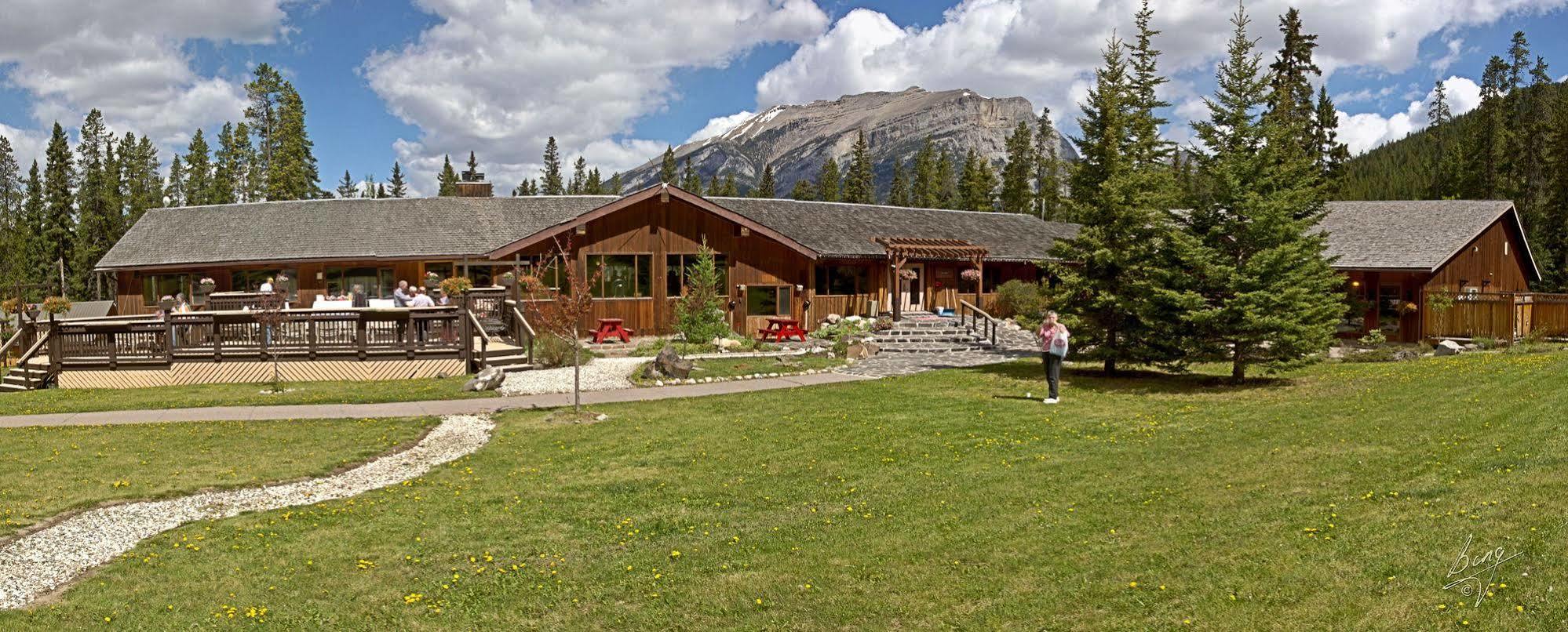 Banff Gate Mountain Resort Канмор Экстерьер фото